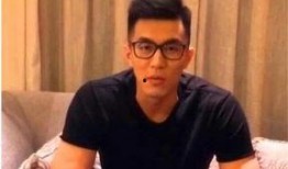 郭艾伦李雪琴最新爆料,揭秘篮球场上的甜蜜瞬间！