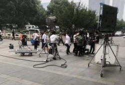 最新爆料拍摄现场,幕后英雄的辛勤付出与精彩瞬间